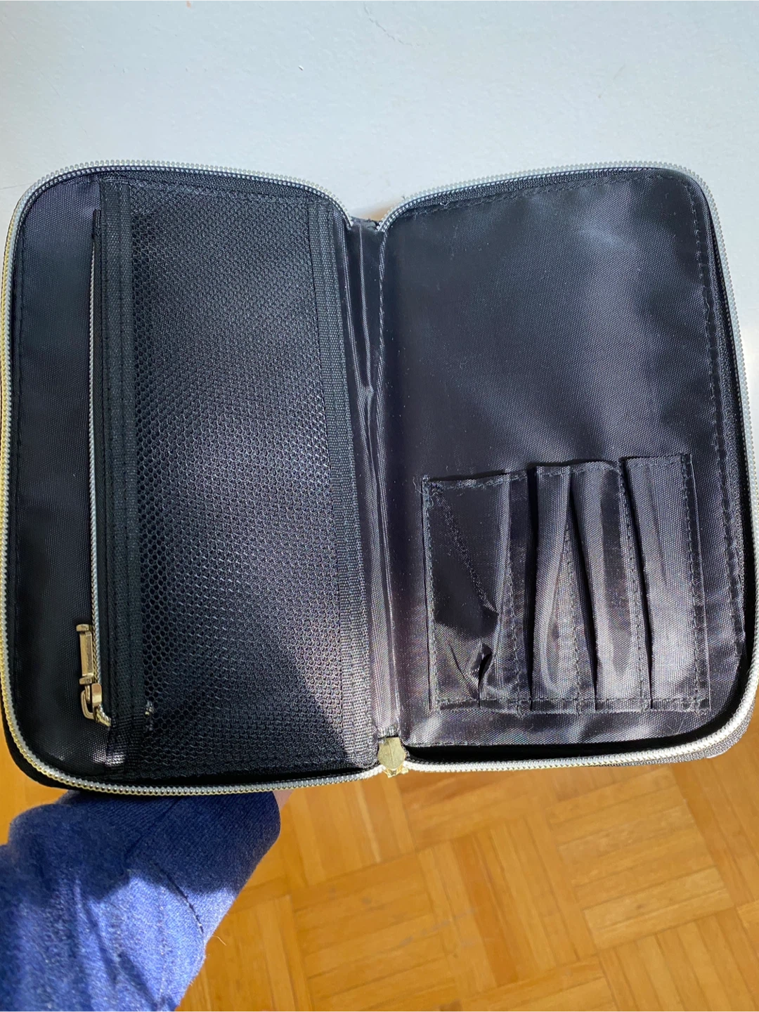 ISAAC MIZRAHI Makeup Zip Pouch - photo 2
