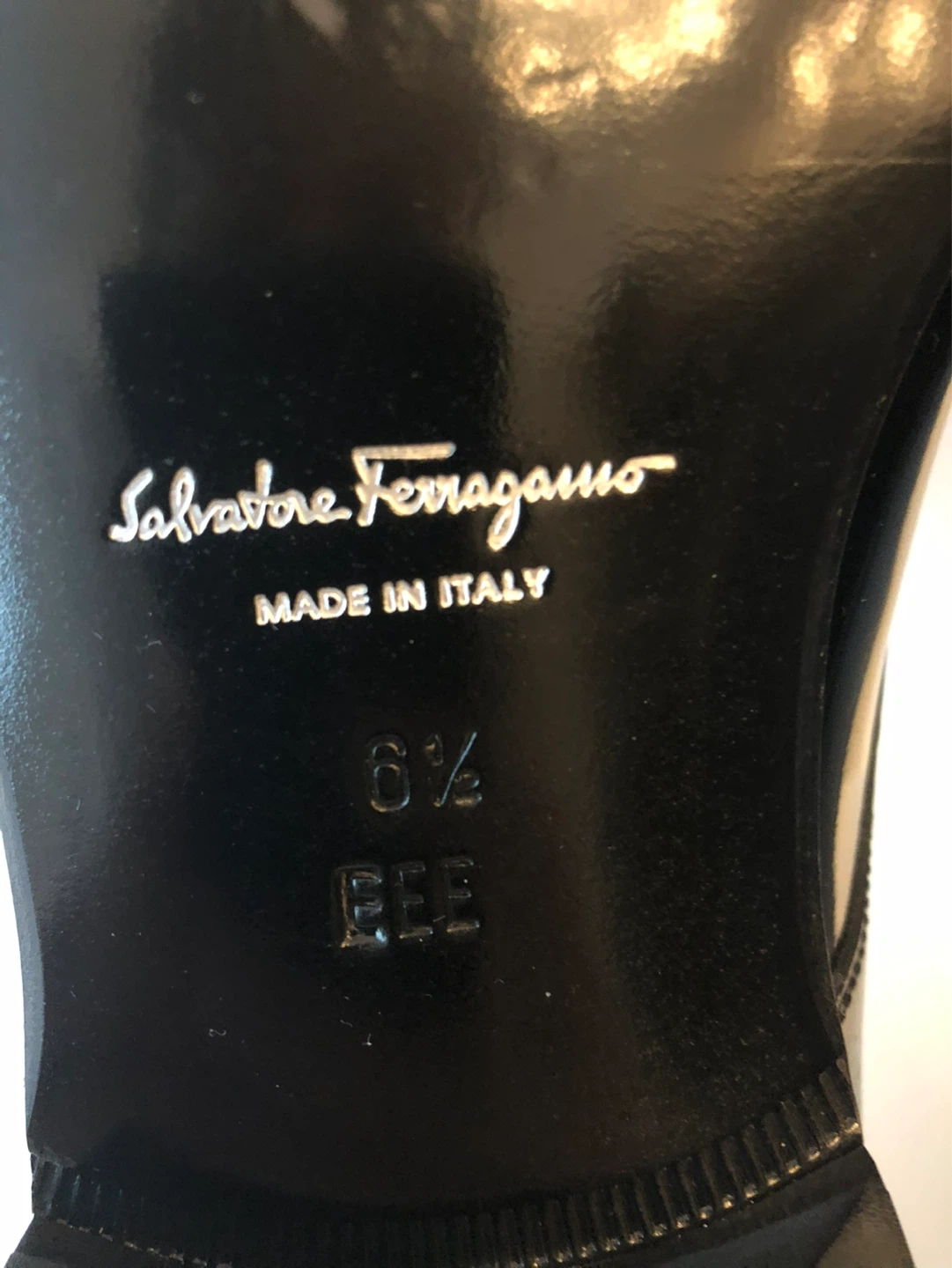 Brand new Ferragamo Black Patent Leather Oxford Shoes Size 6.5 - photo 5