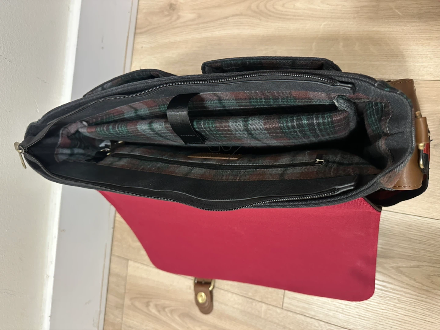 O.L.A.P. Messenger Bag - photo 3