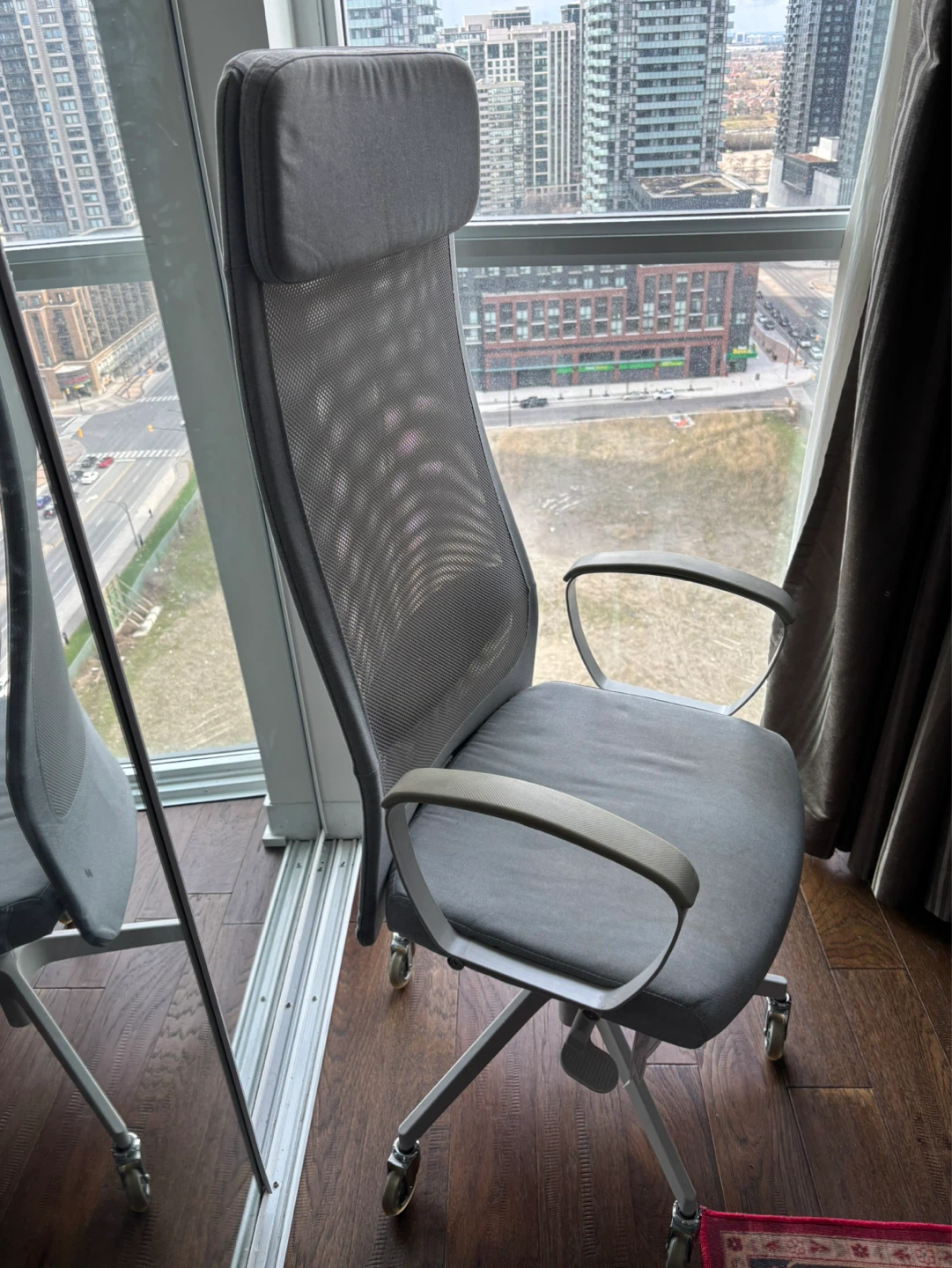 Grey Ergonomic Office Chair - photo 2