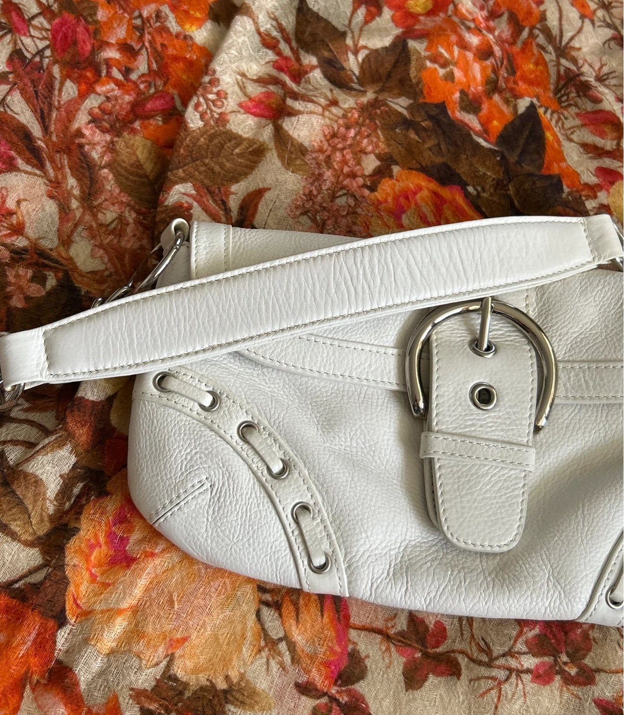 Soprano - White Leather Shoulder/Hand Bag - photo 4