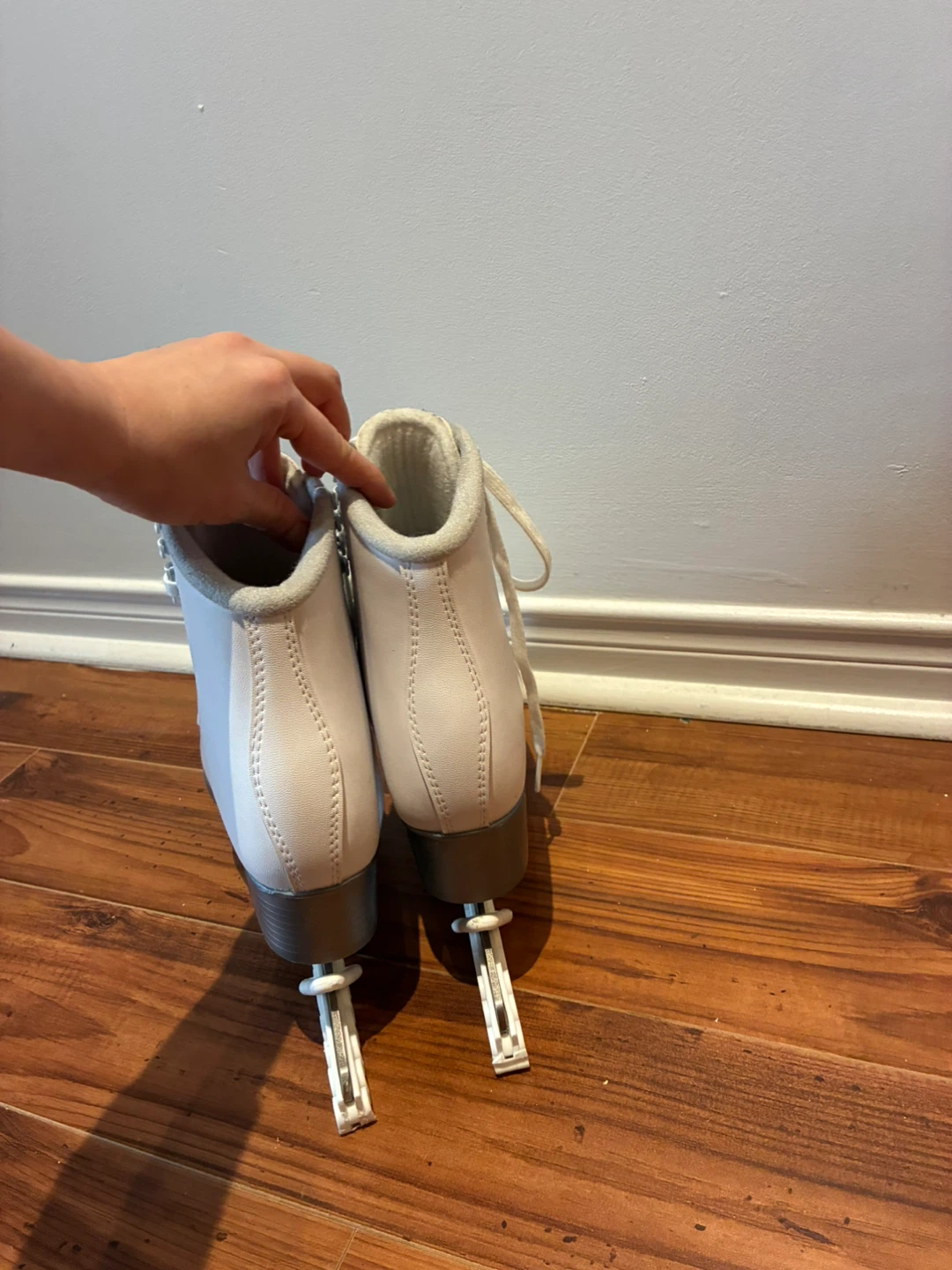 Jackson Ultima 200 Cameo Women's Ice Skates - photo 3