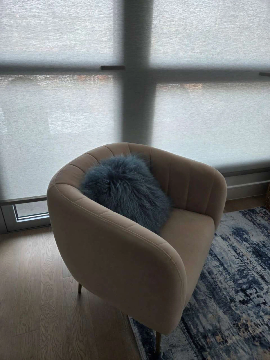 Upholstered Accent Chair - photo 3
