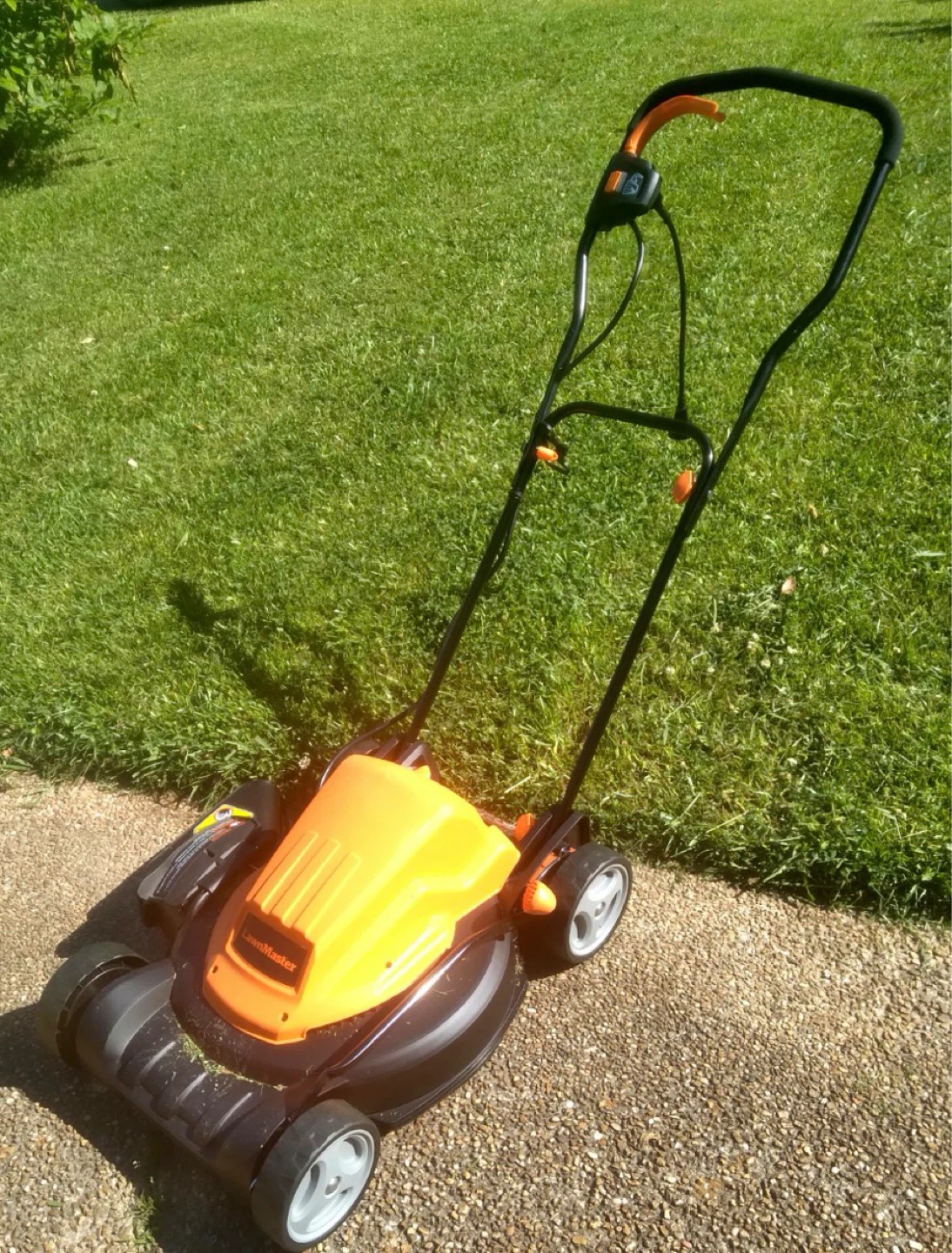 LawnMaster Electric Lawn Mower - photo 2