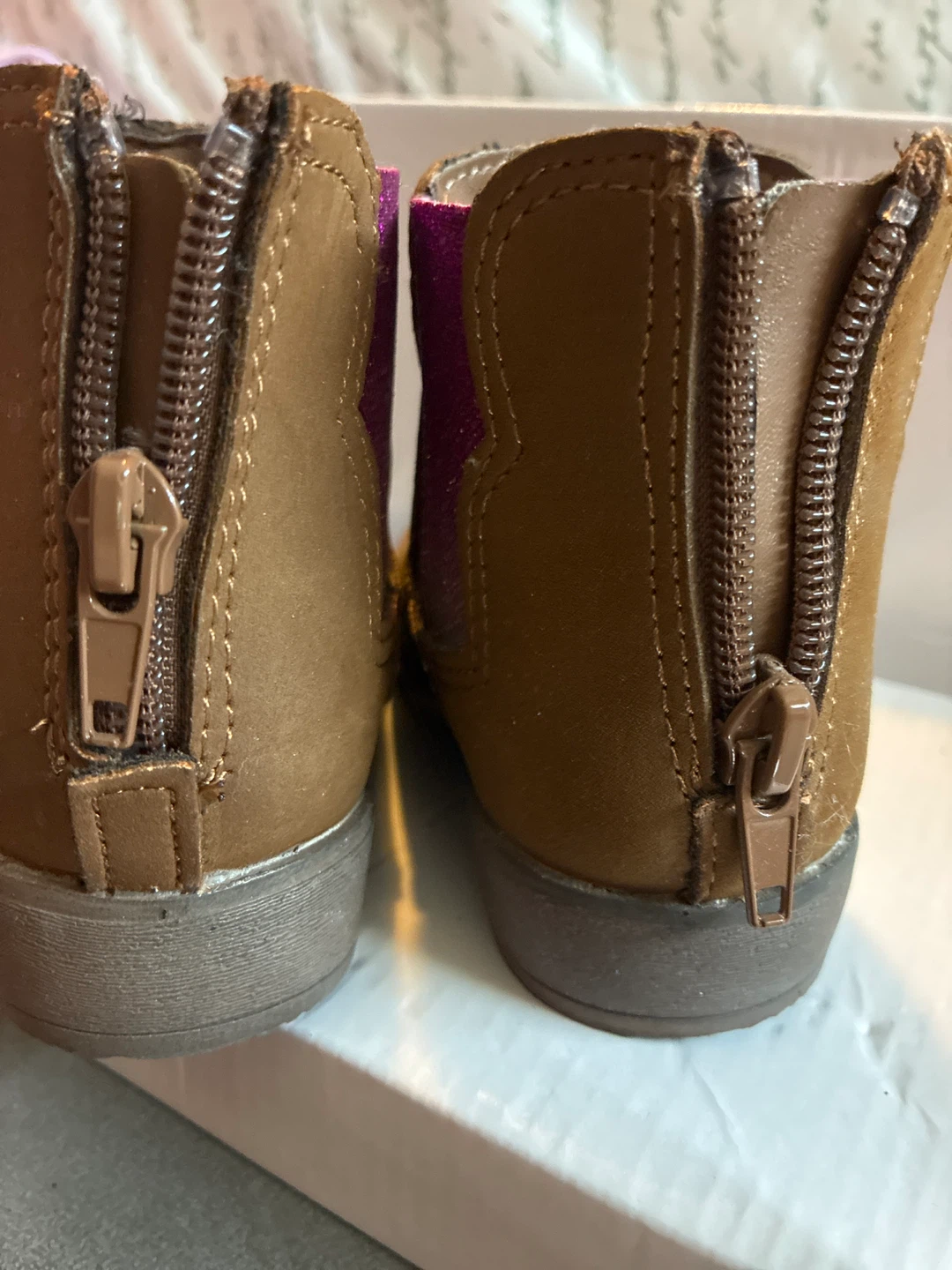 Toddler Girls Brown Boots Size 8 - photo 3