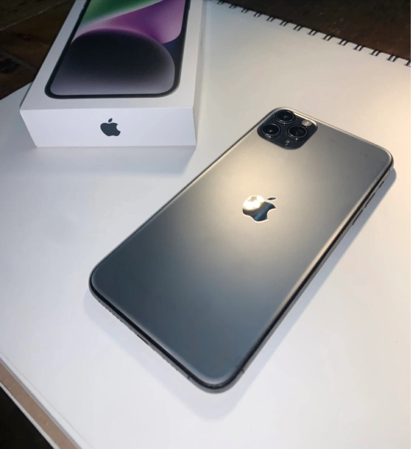 Apple iPhone 11 - photo 2