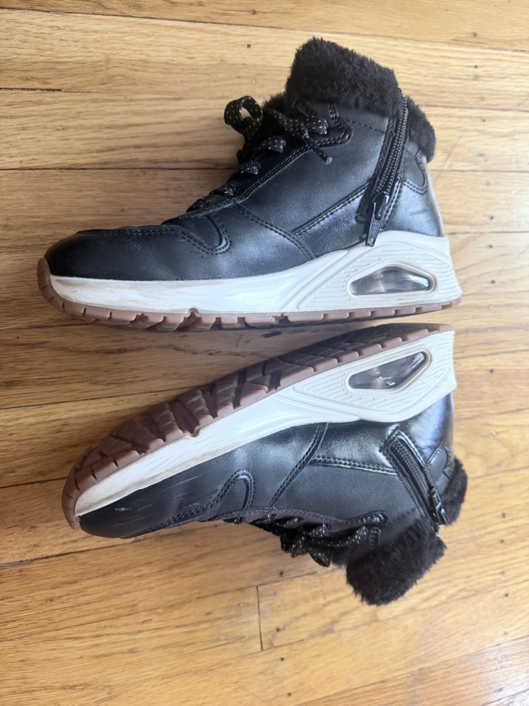 Skechers Black Faux Fur Lined Winter Boots - Size 2 - photo 2