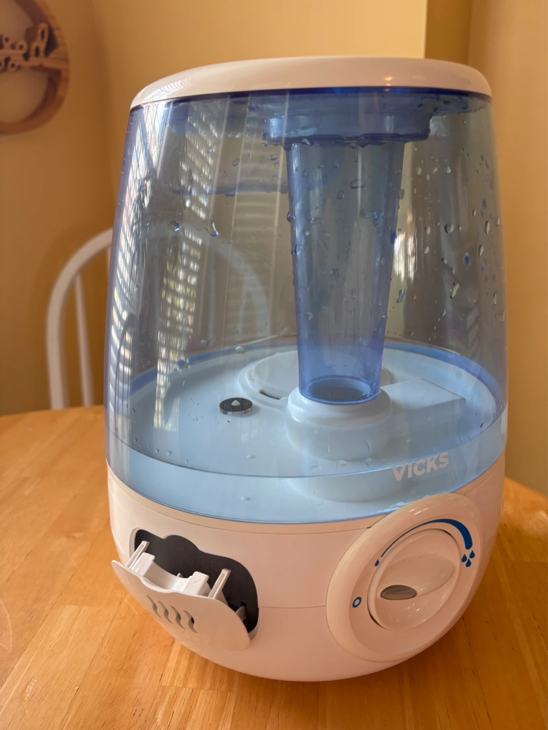 Vicks Cool Mist Humidifier