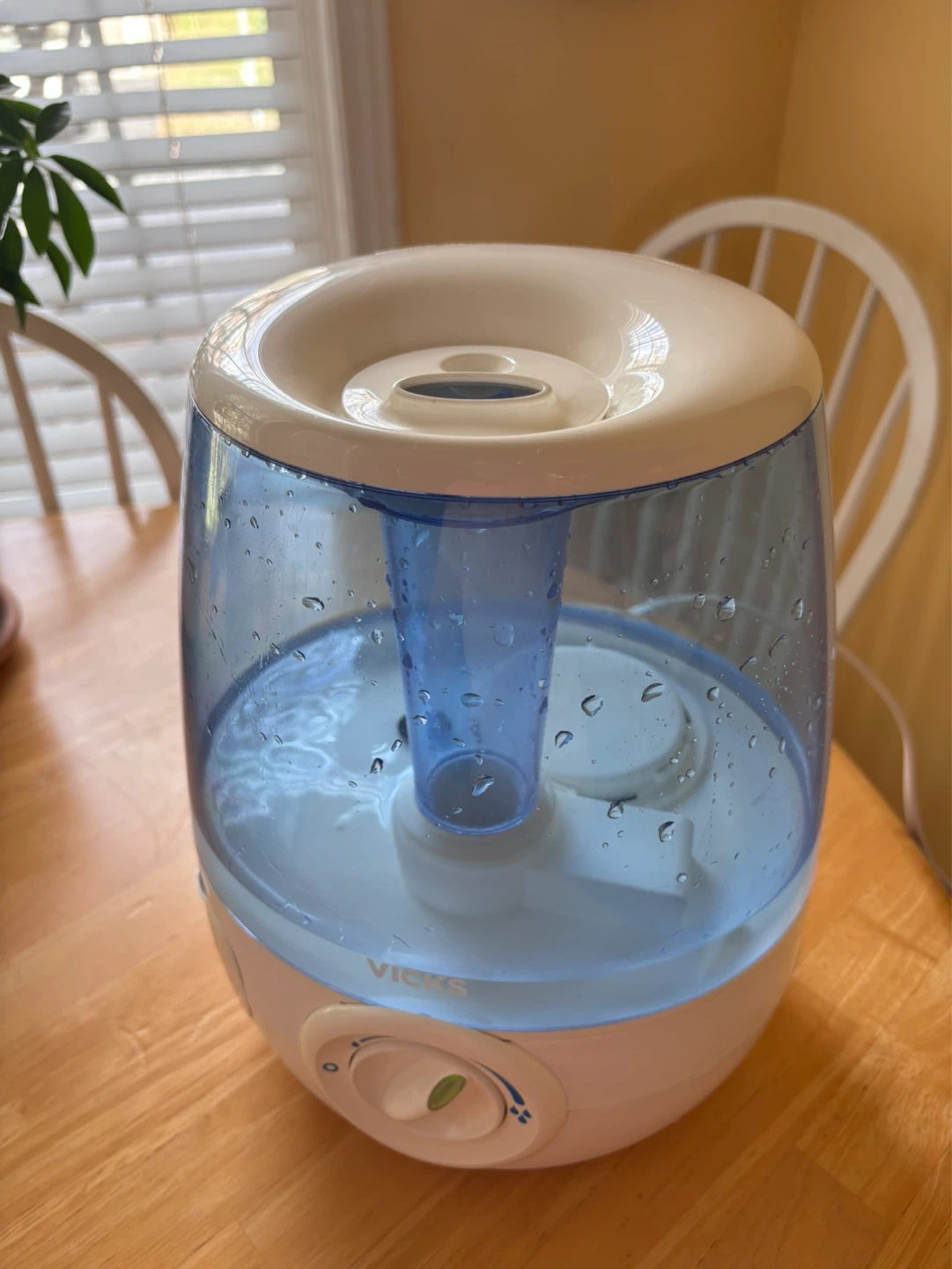 Vicks Cool Mist Humidifier - photo 2