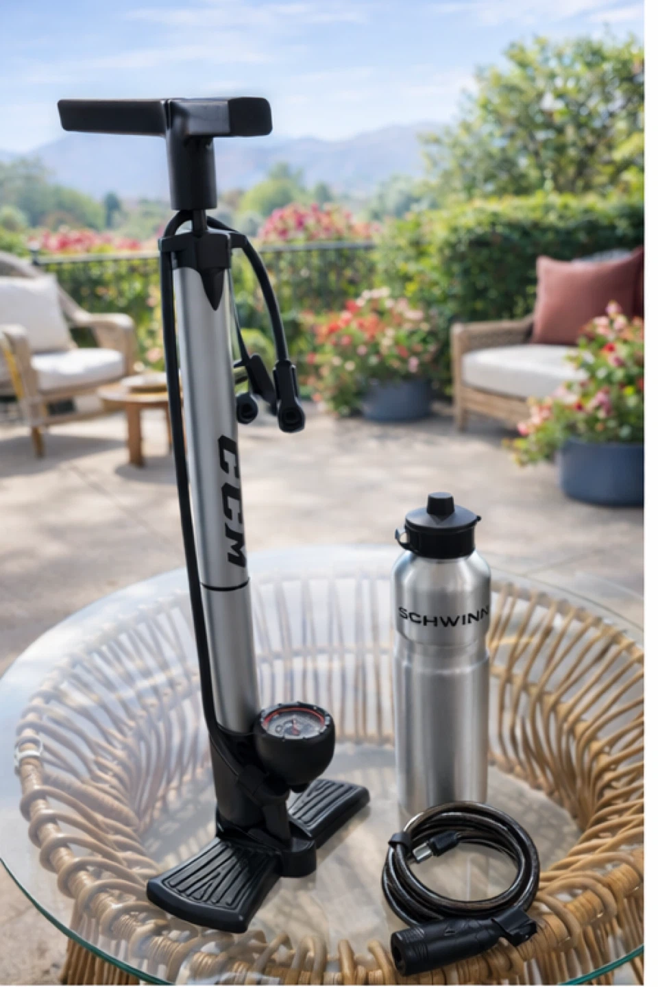 Bike Accessories bundle- CCM Air Pump, lock, Shwinn Water Bottle - photo 5