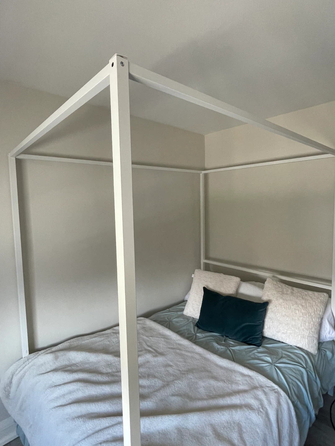 IKEA canopy bed frame - photo 3