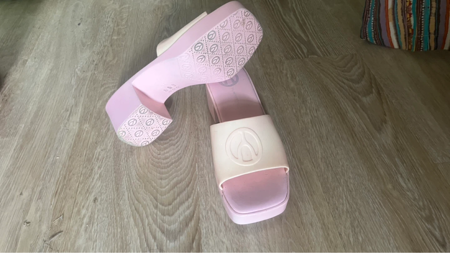 Women's Pink Platform Slide Sandals - photo 2