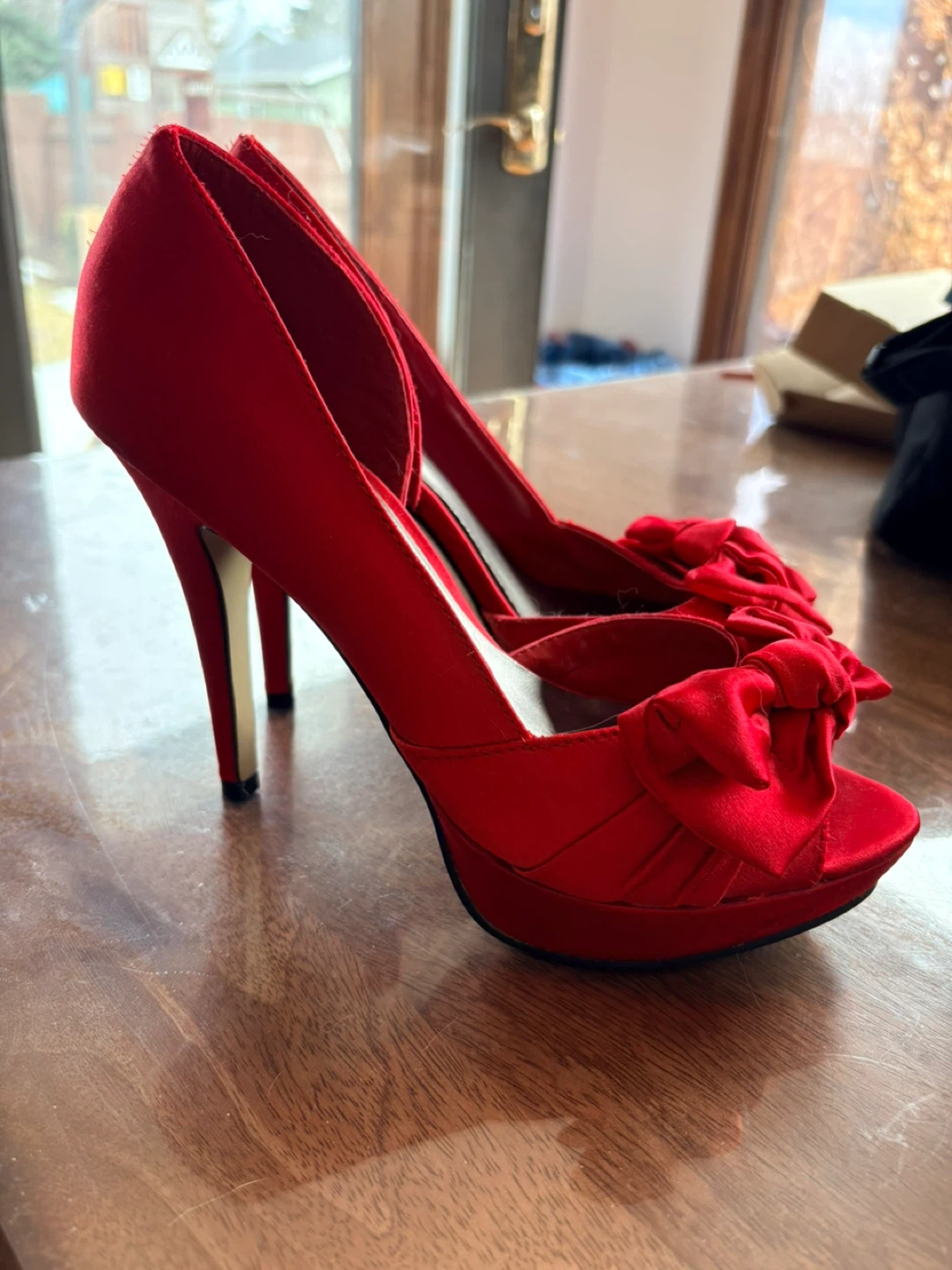 Aldo red bow shoes - photo 3