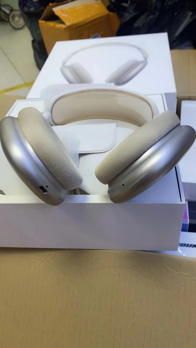 Apple AirPods Max Wireless Headphones - photo 3