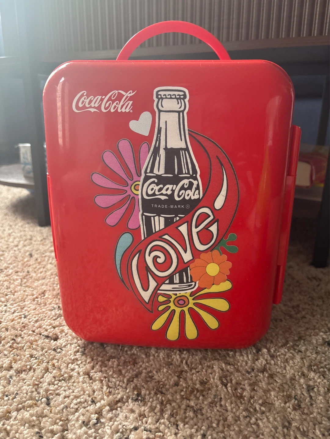 Coca-Cola Retro Love Mini Fridge Cooler