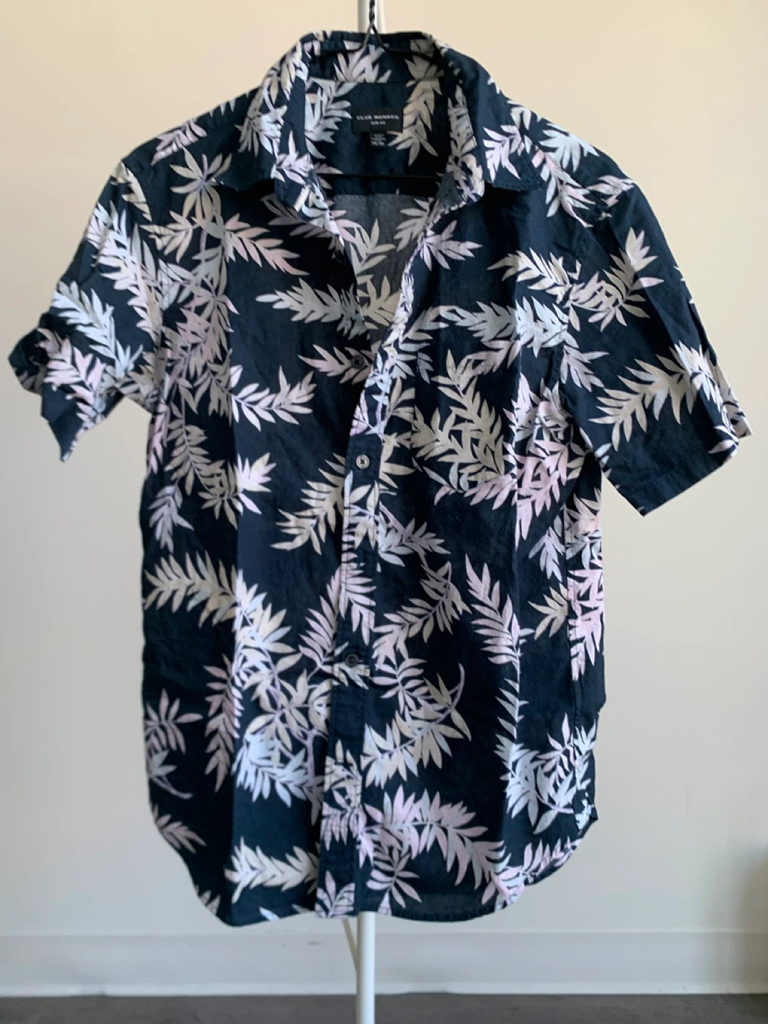 Men’s CLUB MONACO Shirt, Shorts