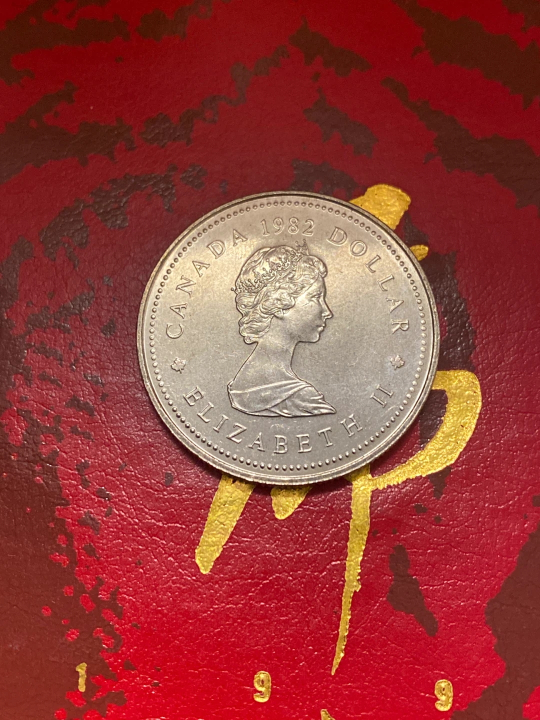 1982 Canada Dollar Coin Elizabeth II Confederation Constitution - photo 2