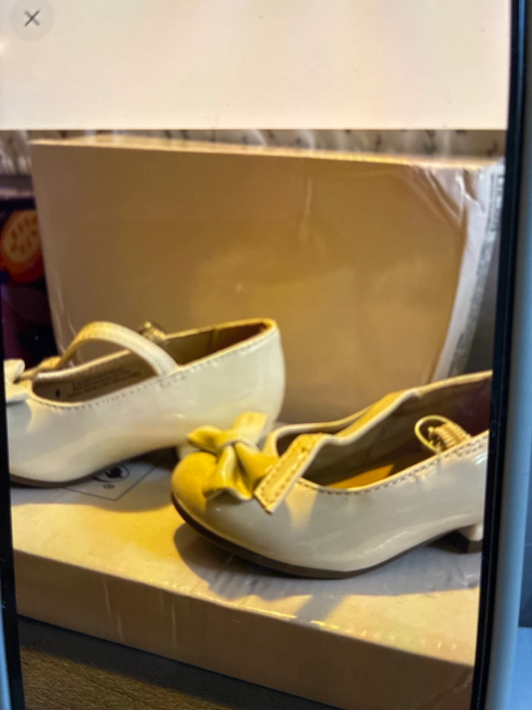 Cream Patent Bow Mary Jane Shoes - photo 2