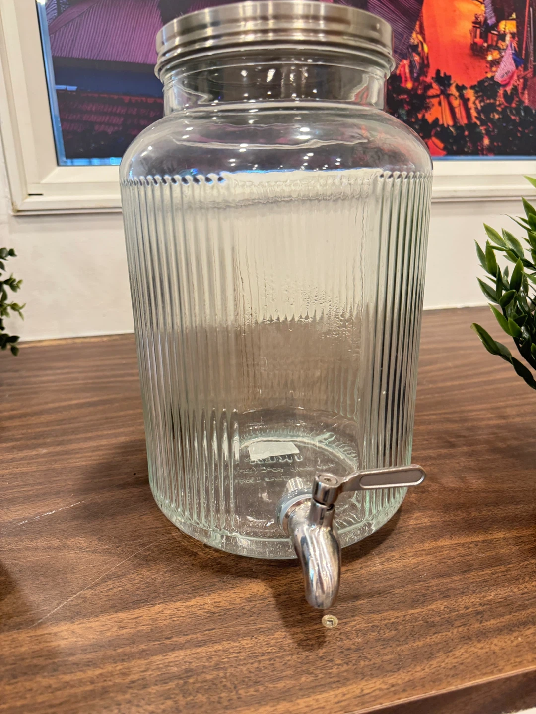 Glass Beverage Dispenser with Spigot