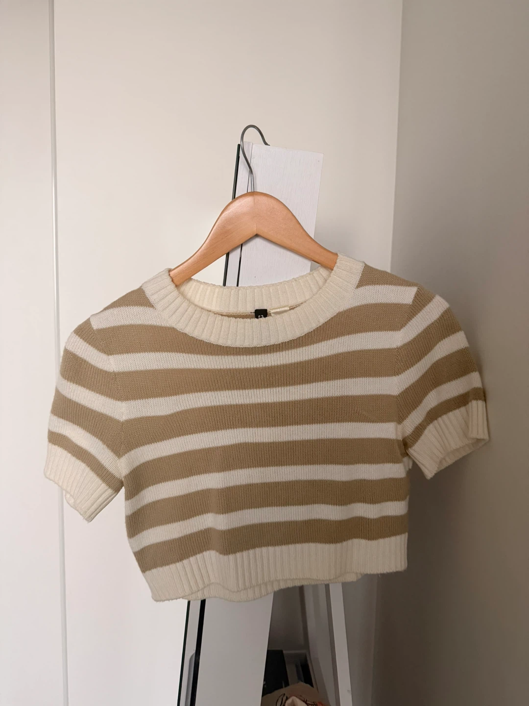 H&M Striped Crop top - Size S