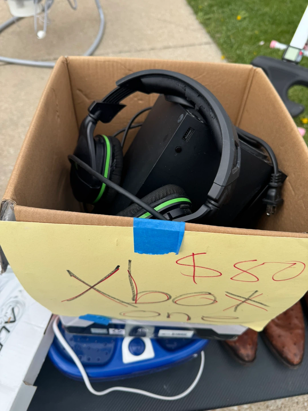 Xbox One Console with Headset