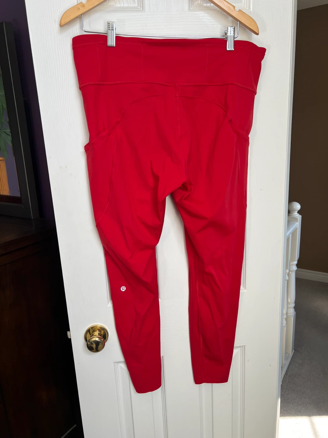 Size 16 Lululemon leggings with pockets - photo 3