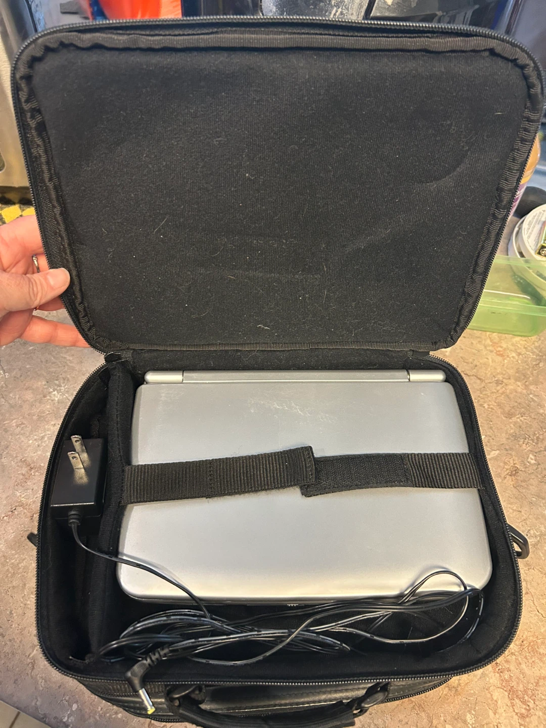 Dynex Portable DVD Player with Case - photo 5
