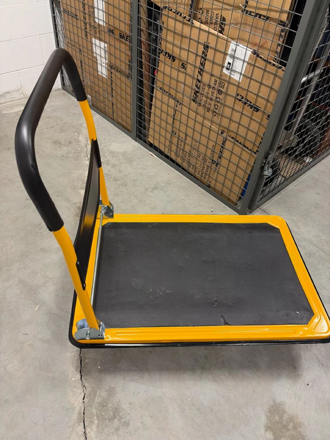 MaxWorks Folding Platform Truck Dolly