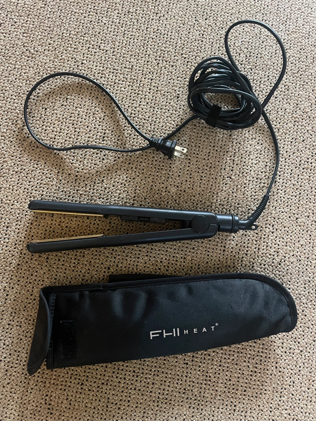 FHI Hair Straightener with Pouch