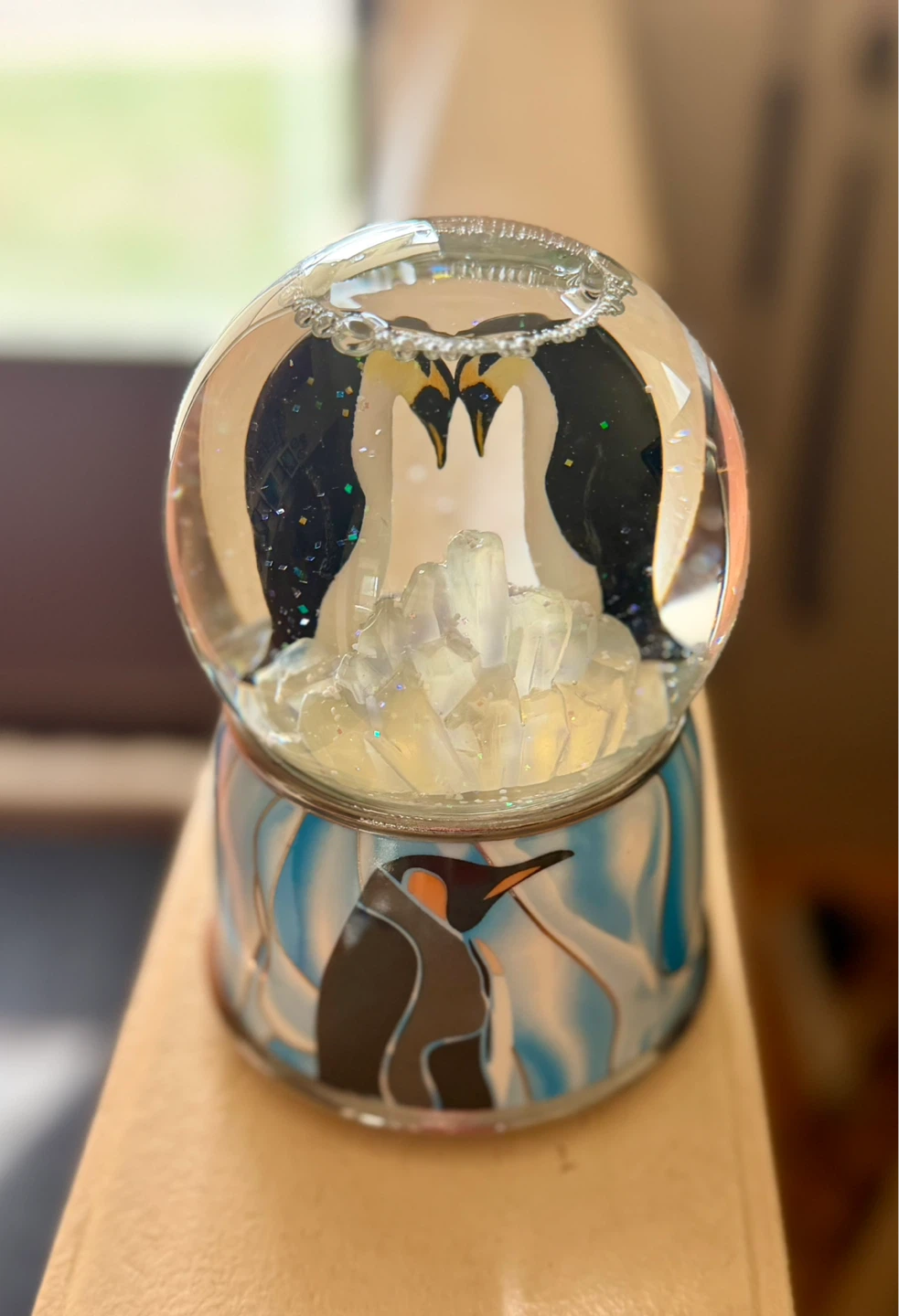 Twinkle Collectibles Penguin Musical Snow Globe