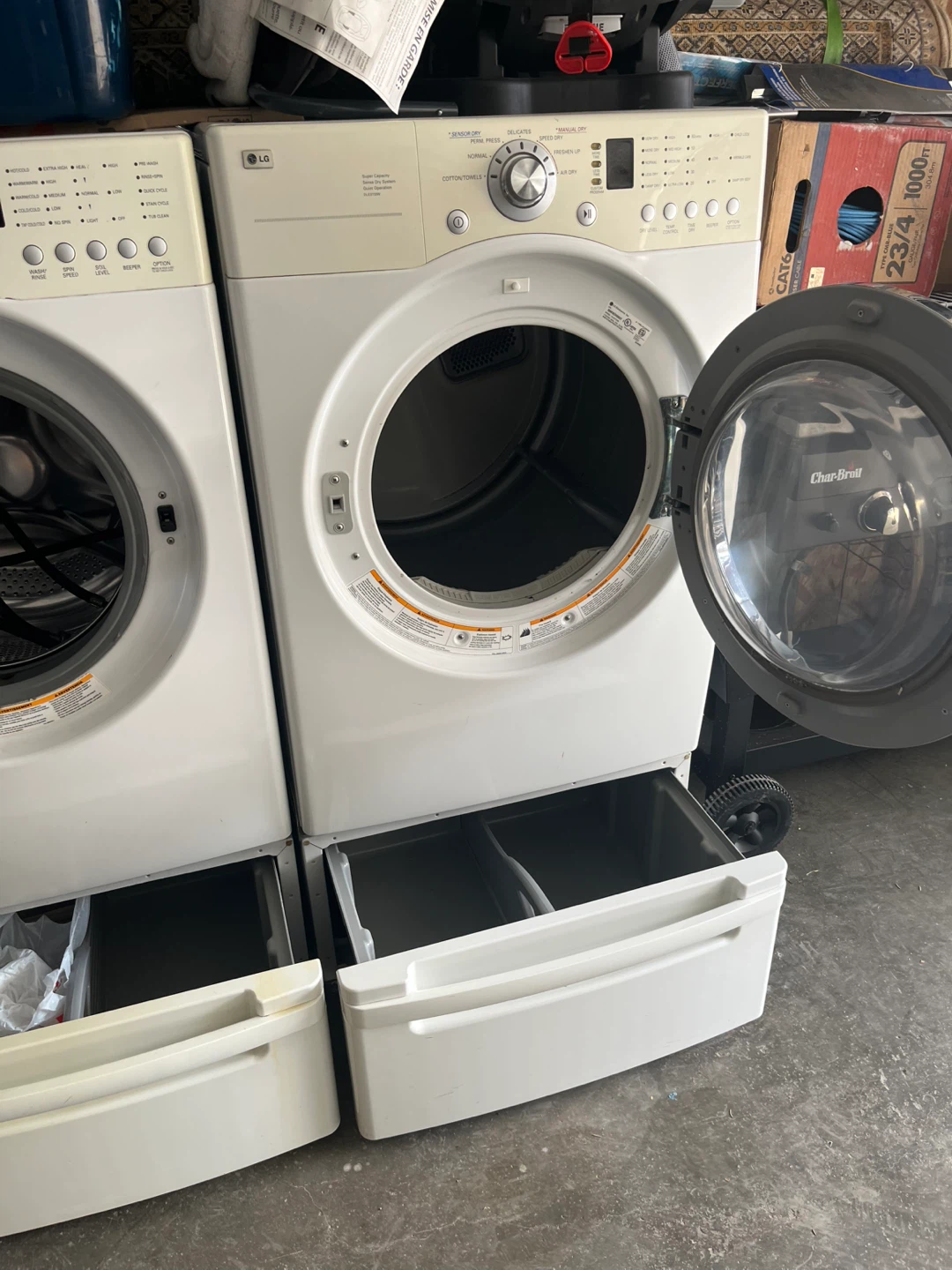 LG Front Load Washer and Dryer Set with Pedestals - photo 4