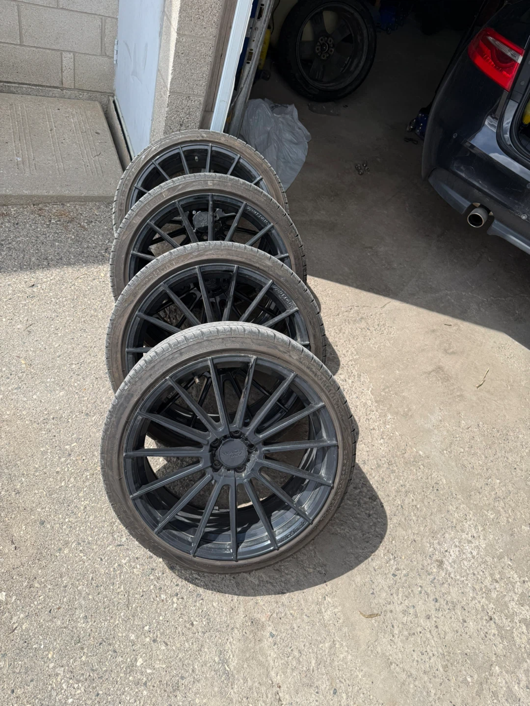 Set of 4 Black 20-inch Wheels and Tires - photo 5