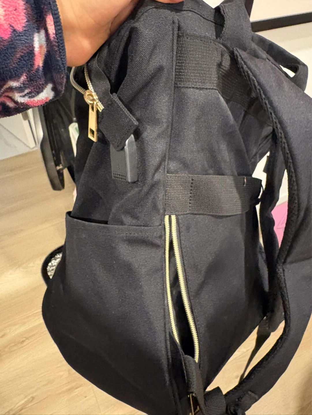 DIWAS Black Insulated and laptop Backpack - photo 2