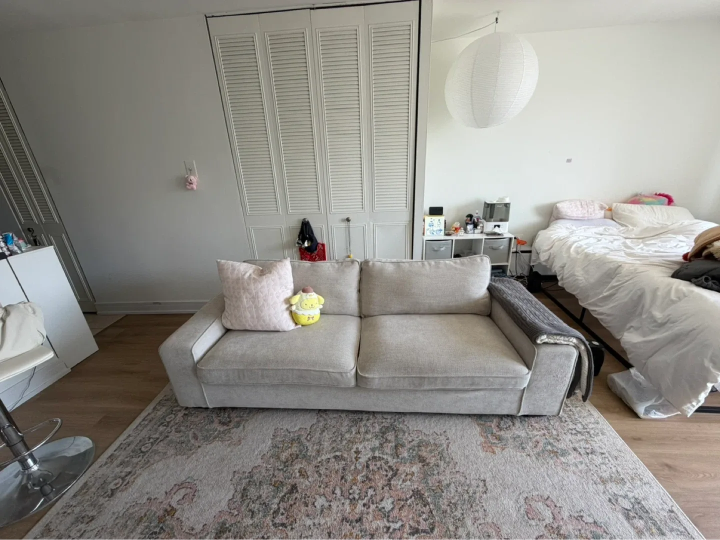 Light Cream Sofa - photo 2
