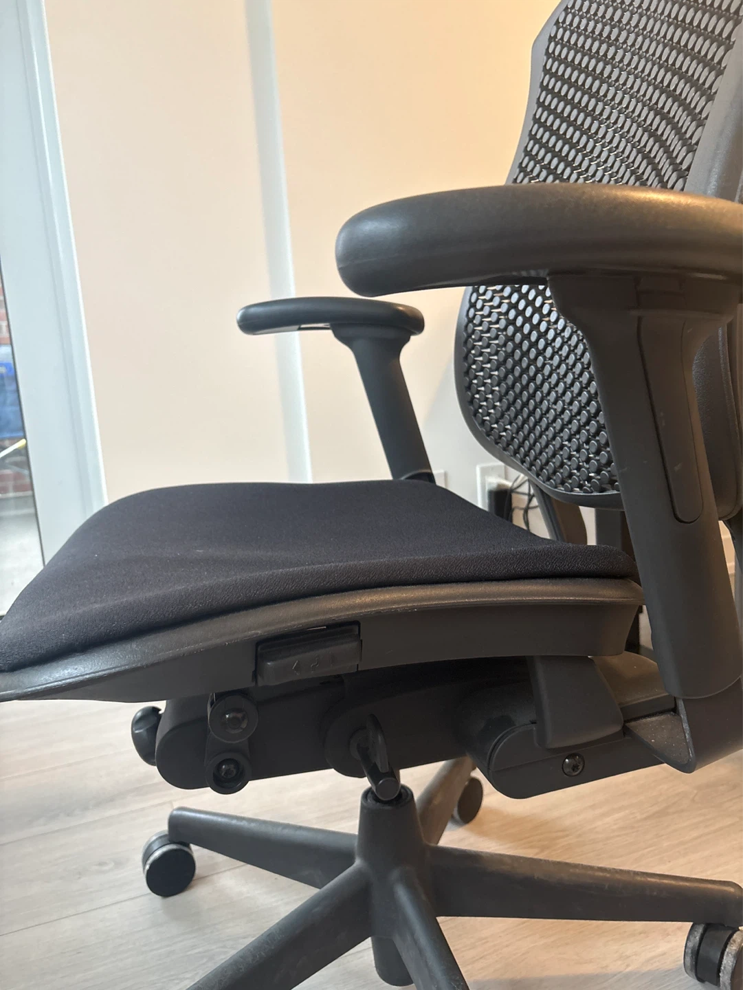 Ergonomic Office Chair - photo 3
