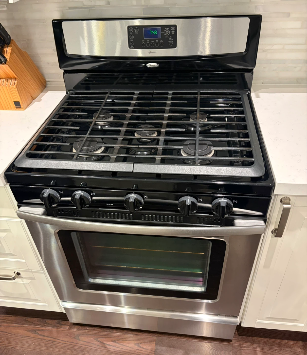 Whirlpool Gas Range Oven & Stove