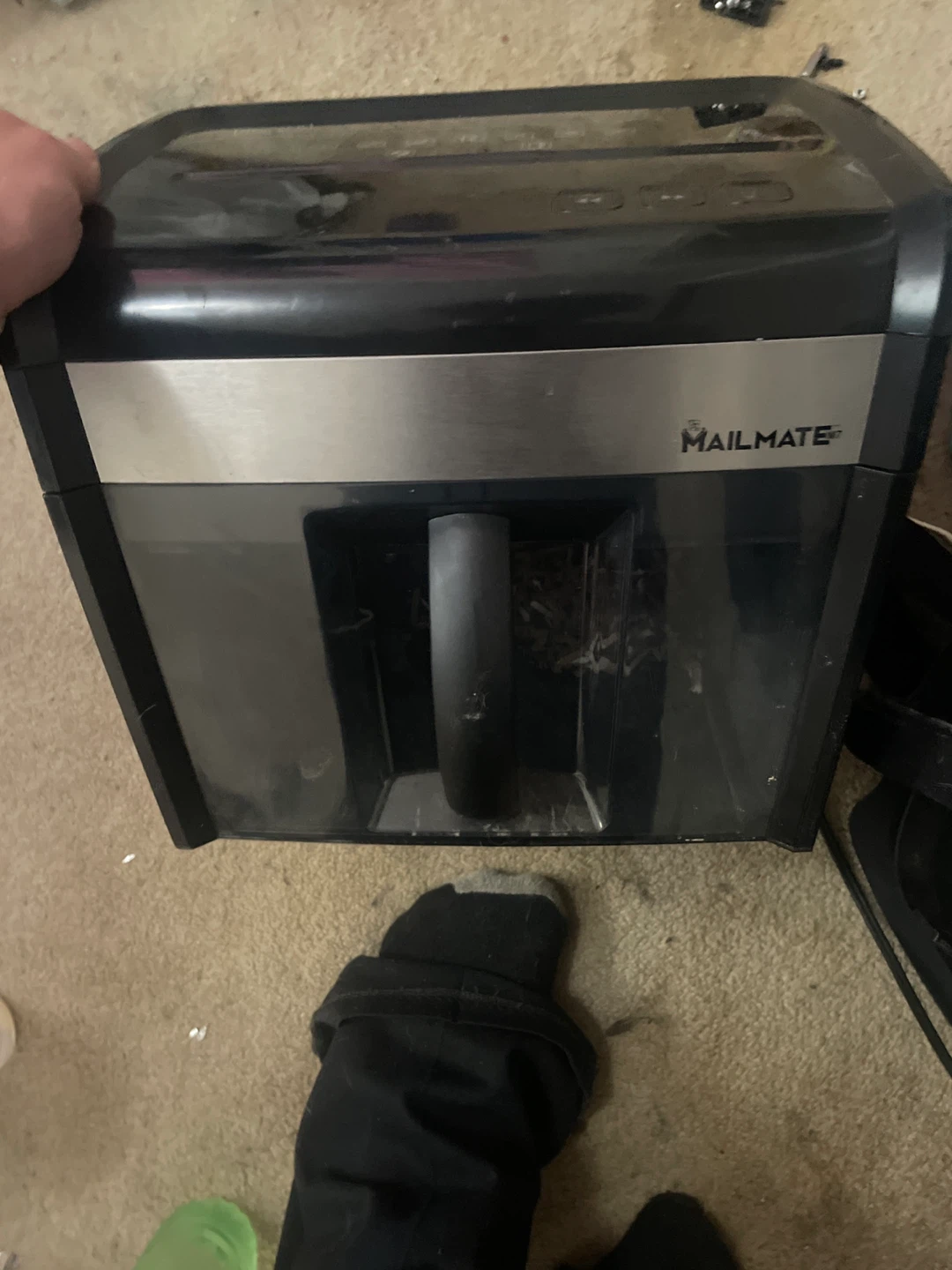 Staples Mailmate SPL-TXC12M7A Shredder - photo 2