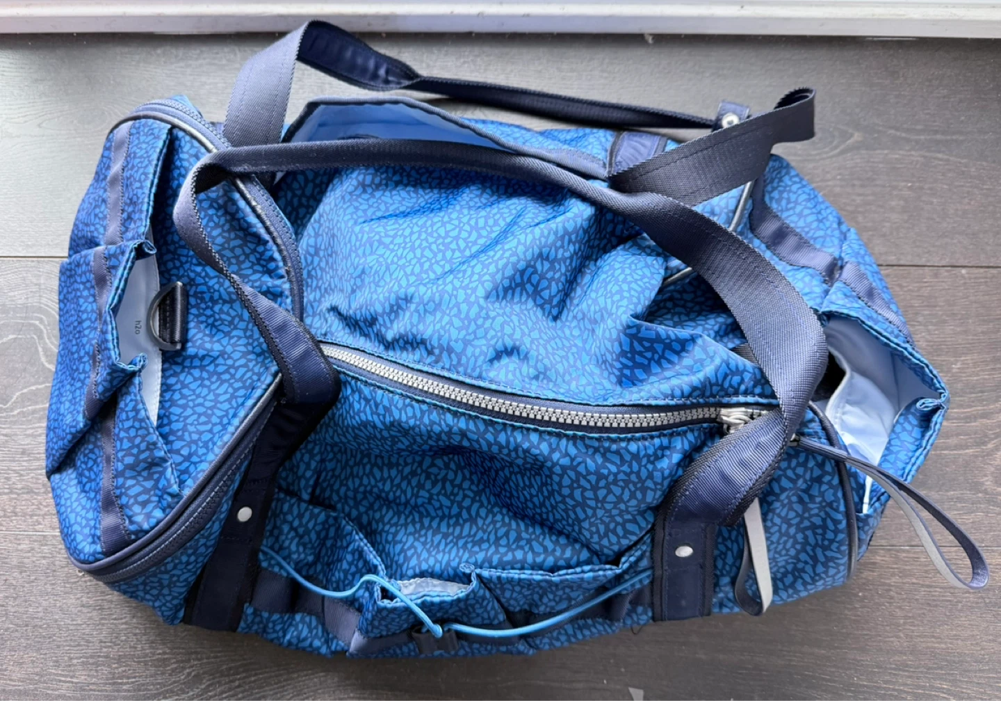 Lululemon Gym Bag - photo 2