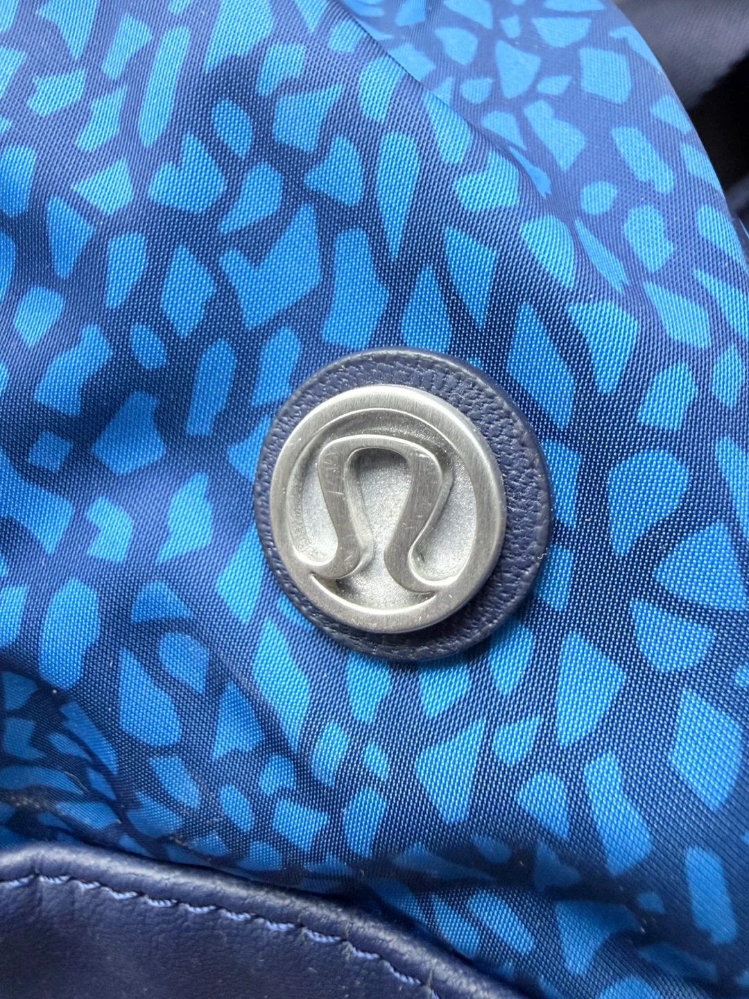 Lululemon Gym Bag - photo 5