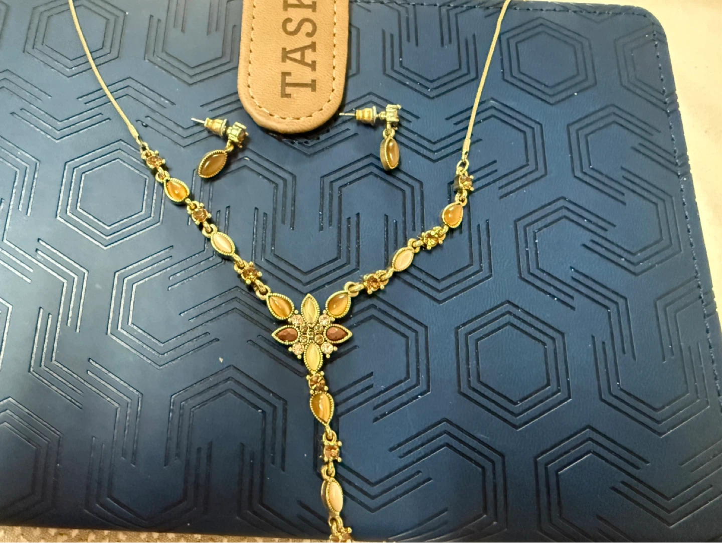 Gold-tone Necklace and Earrings Set with Faux Gems