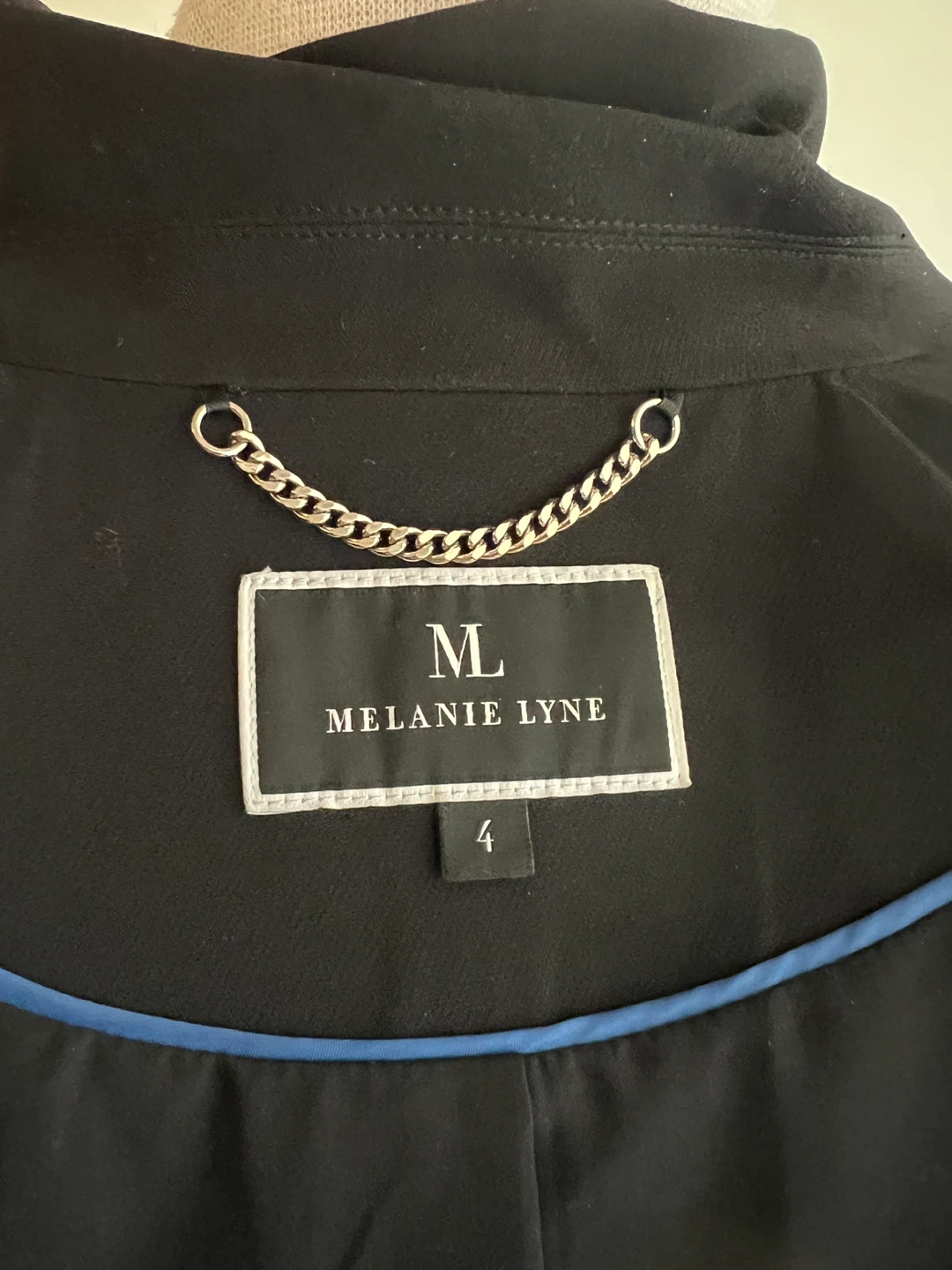 Melanie Lyne Black Blazer Size 4 - photo 4
