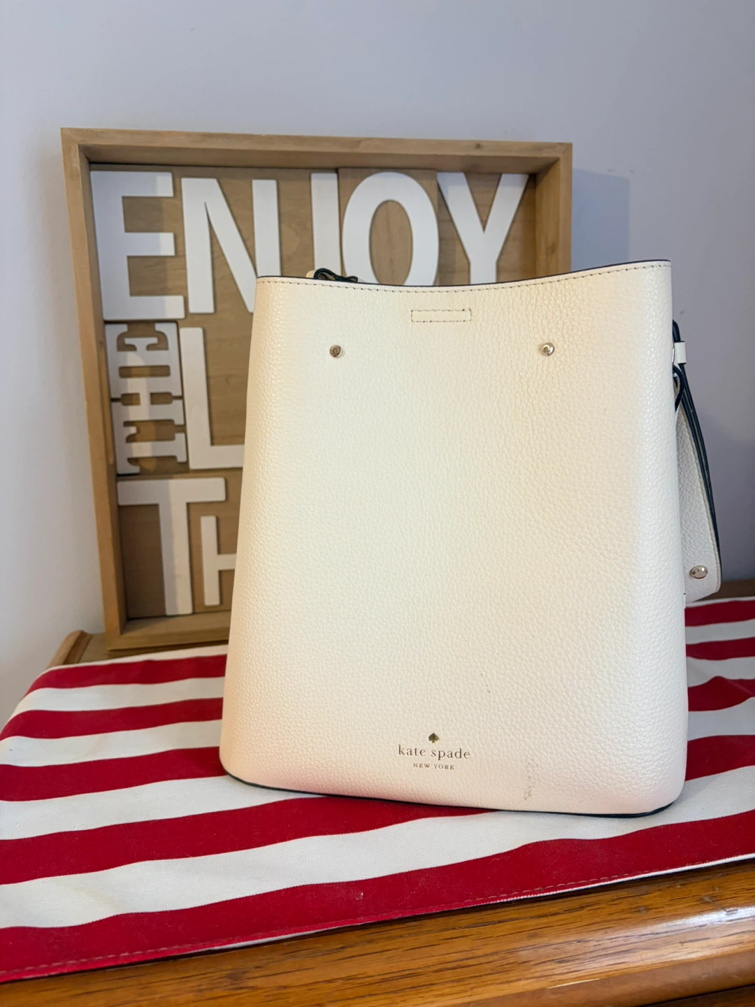 Kate Spade New York Bucket Bag - Cream - photo 4