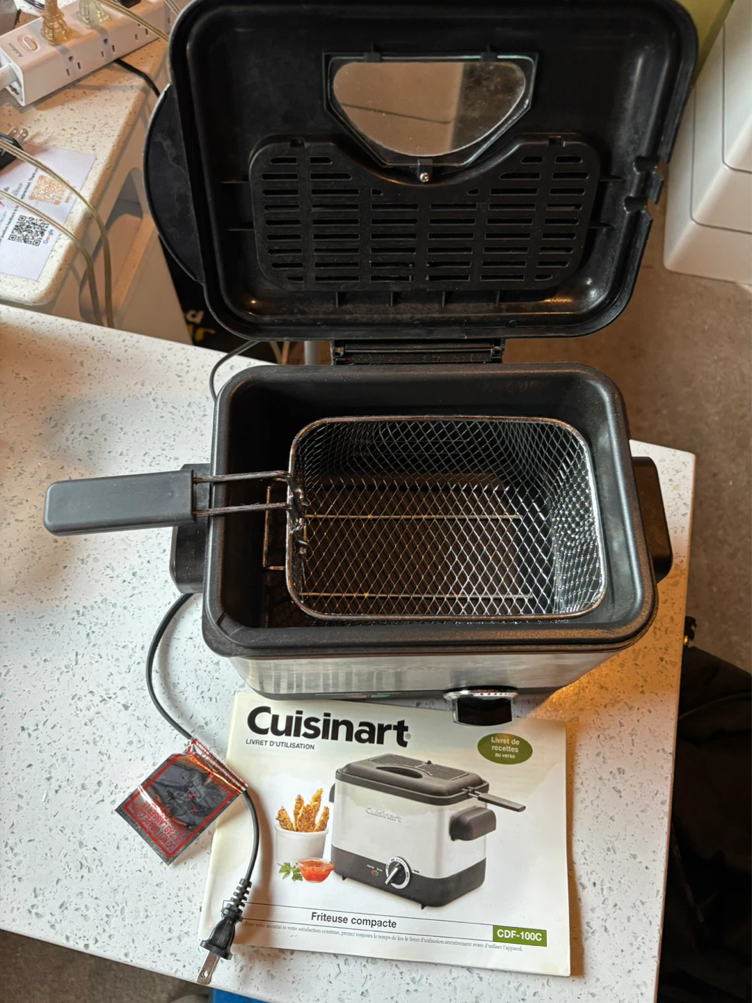 Cuisinart CDF-100C Compact Fryer - photo 2