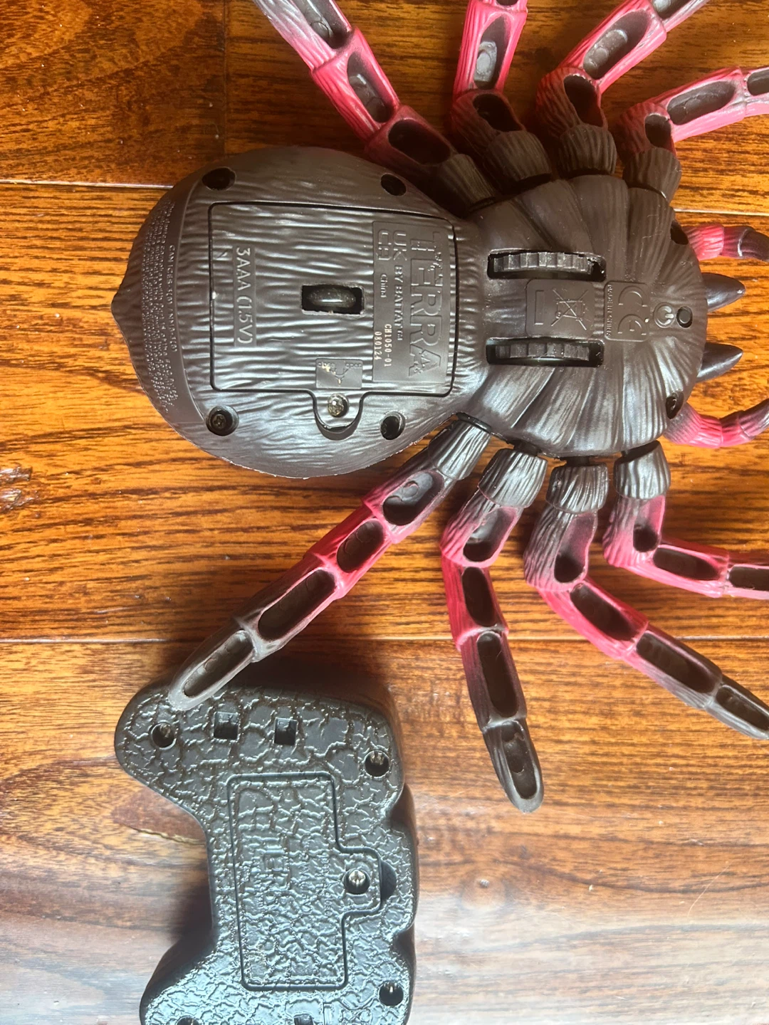 Remote Control Spider Toy - fully operational - photo 5