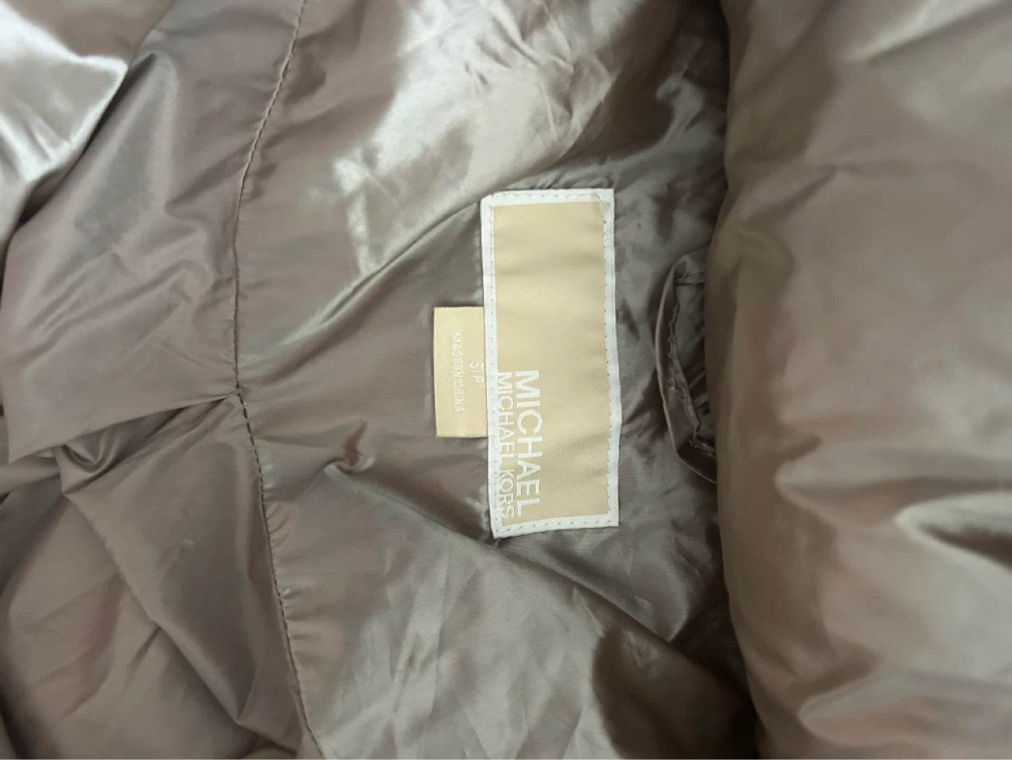 Michael Kors Puffer Jacket - photo 4
