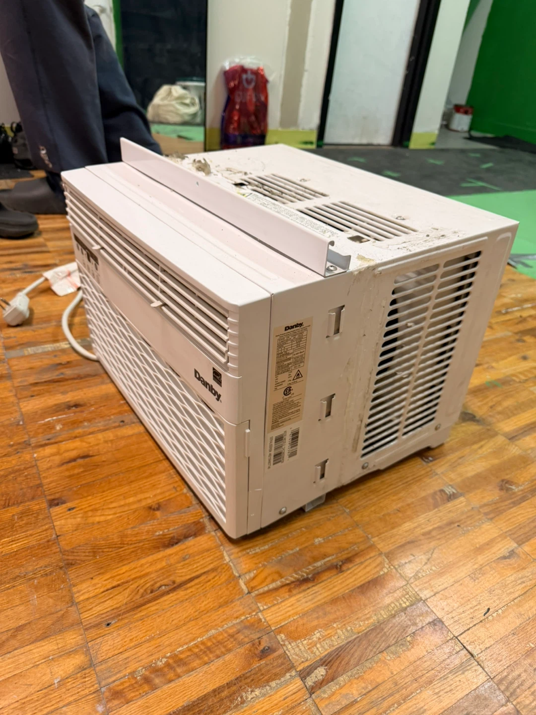 Danby 8,000 BTU Window Air Conditioner - photo 3