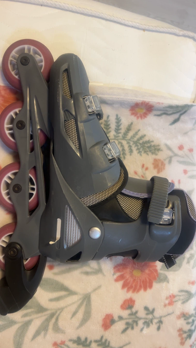 Adjustable Ultra Roller Skates and Protective Gear Set - photo 3