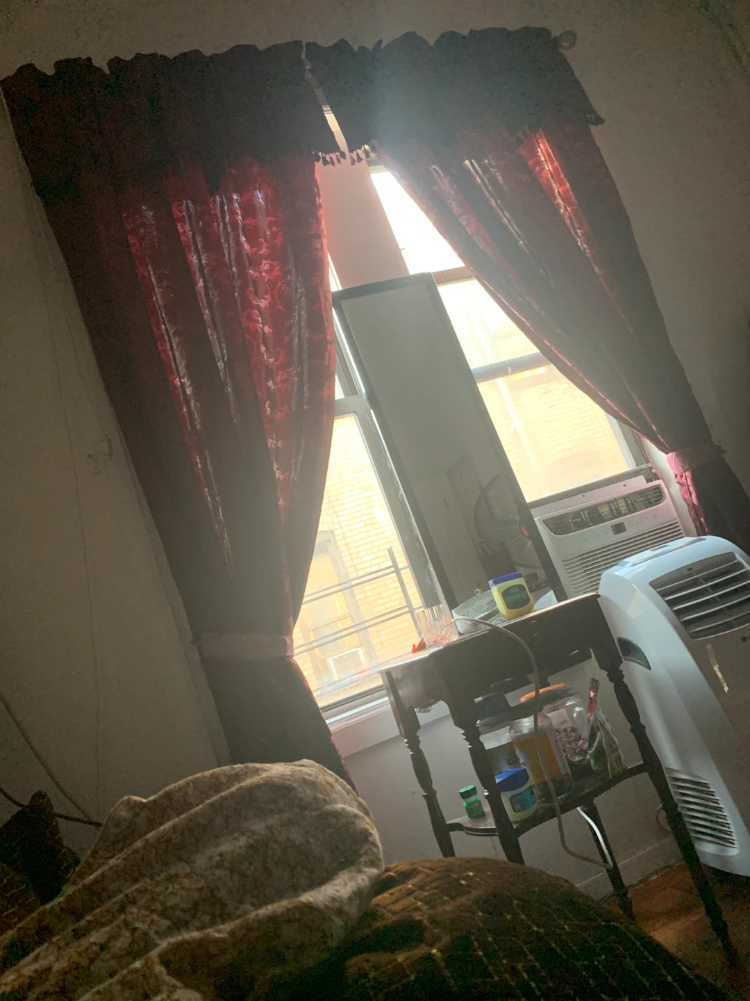 One bedroom for one person or couple