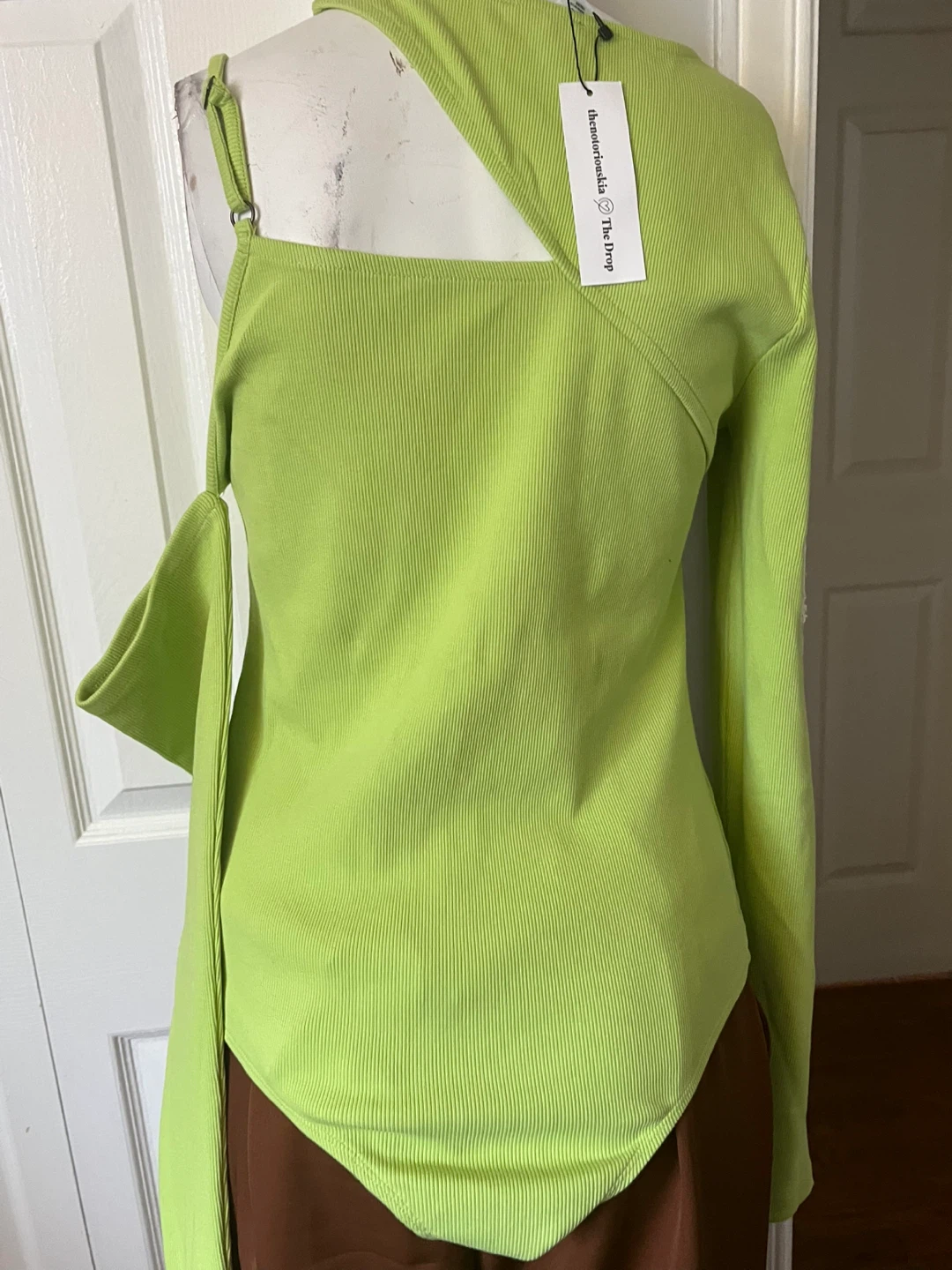 The Drop Green Glow LS Cut-Out Front Bodysuit - photo 5
