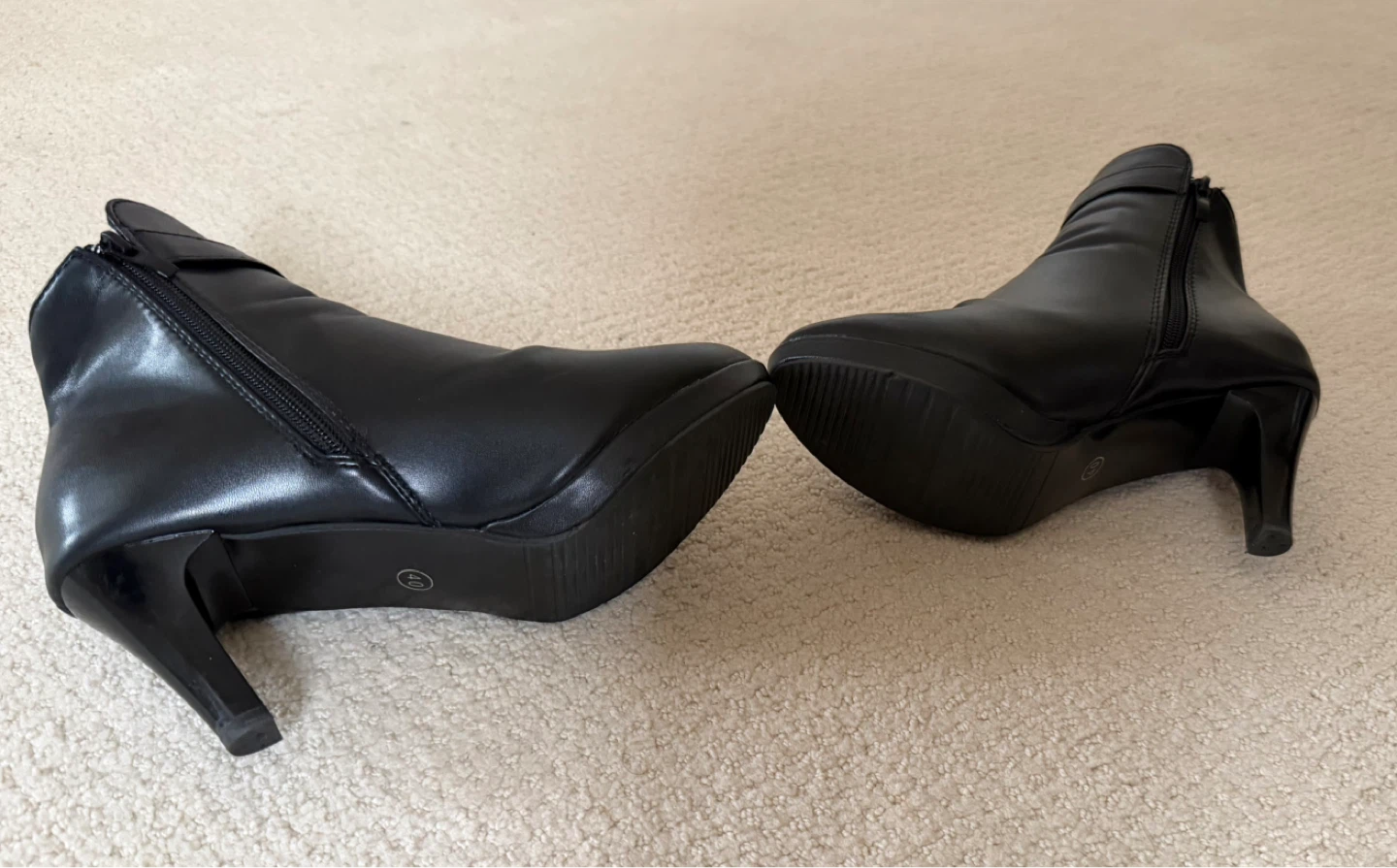Black Heeled Ankle Boots - photo 4